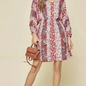 ANDREE BY UNIT Rose Floral V-Neck Mini Dress